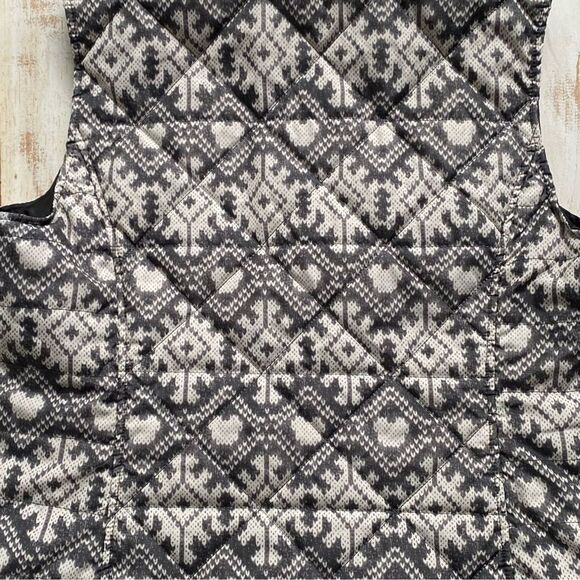 G.H. BASS & CO women’s puffer vest winter gorpcore Nordic fair isle size L EUC - Picture 9 of 16